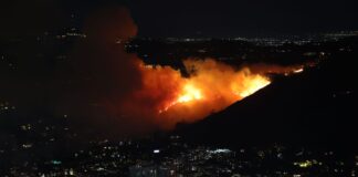 Sunset Fire in the Hollywood Hills, Los Angeles, California, USA - 08 Jan 2025