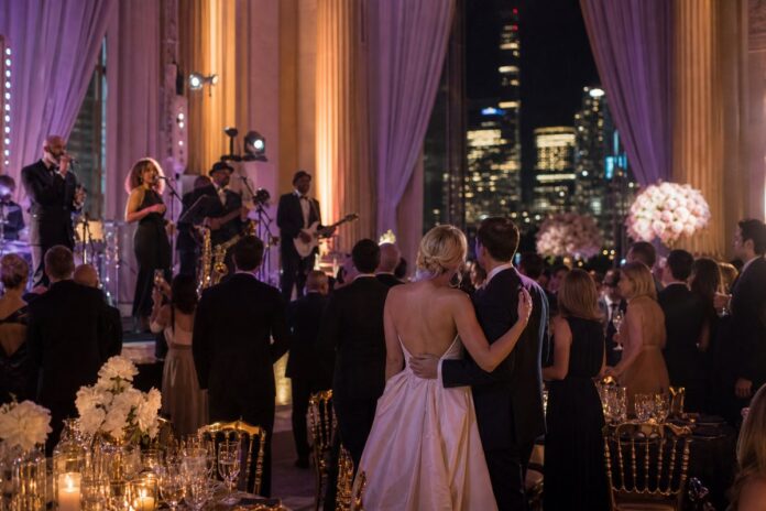 magicmoments_avril-lavigne-reportedly-sang-sk8r-boi-at-taylor-swift-and-t Avril Lavigne Reportedly Sang ‘Sk8r Boi’ at Taylor Swift and Travis Kelce’s Wedding