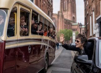 Paul McCartney Surprises Beatles Tour Fans With a Liverpool Drive-By and a Ringo Starr FaceTime