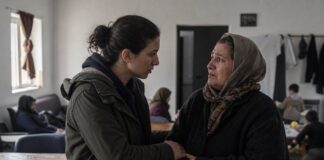 ‘The Lion at My Back’ Review: Karlovy Vary Drama Follows an Asylum Seeker and a Former Addict Toward an Uneasy Bond