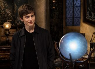 Gregg Sulkin Reflects on Mason’s Shocking Return in the 'Wizards Beyond Waverly Place' Finale